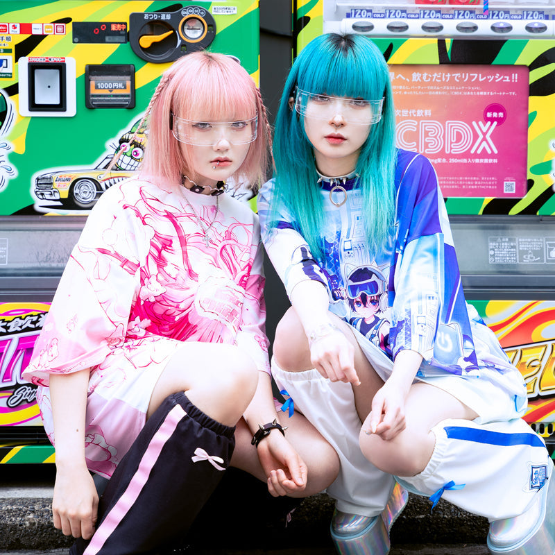 (NEW ARRIVAL) ACDC RAG × Peach ☆ Punch – Cyber Cat Huge T-Shirt