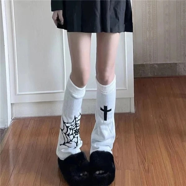 Spider web Cross Knit Leg Warmers Black & White Reversible