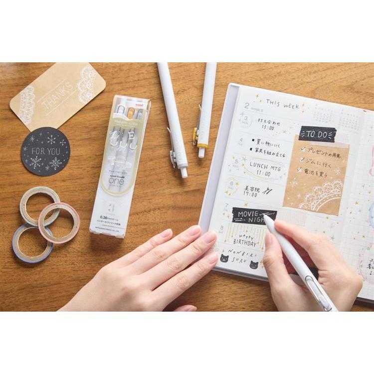 Uni-Ball One Metallic Series – 0.5mm Gel Ink Pen (White / Gold / Silver) ✨🖊️