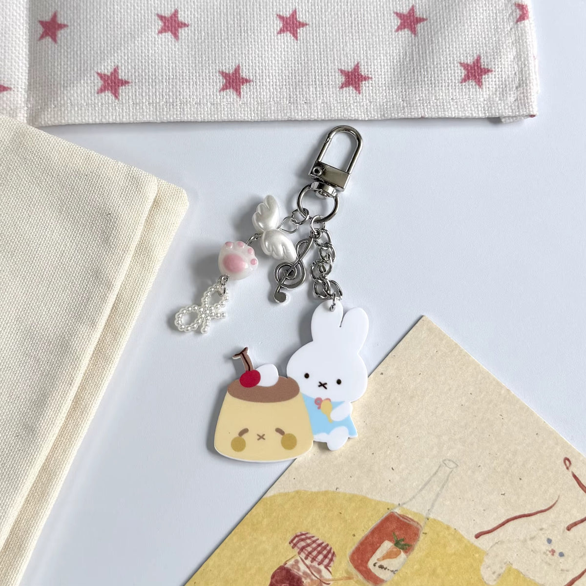 PRE-ORDER! Keychain - Cutiepie Series - Miffy Snack Time