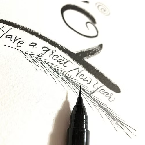 Kuretake ai Liner, stylo pinceau ultra fin, noir, certifié AP, parfait pour les expressions délicates en illustration, lettrage à la main, fabriqué au Japon