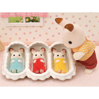 Calico Critters - Triplets Care Set