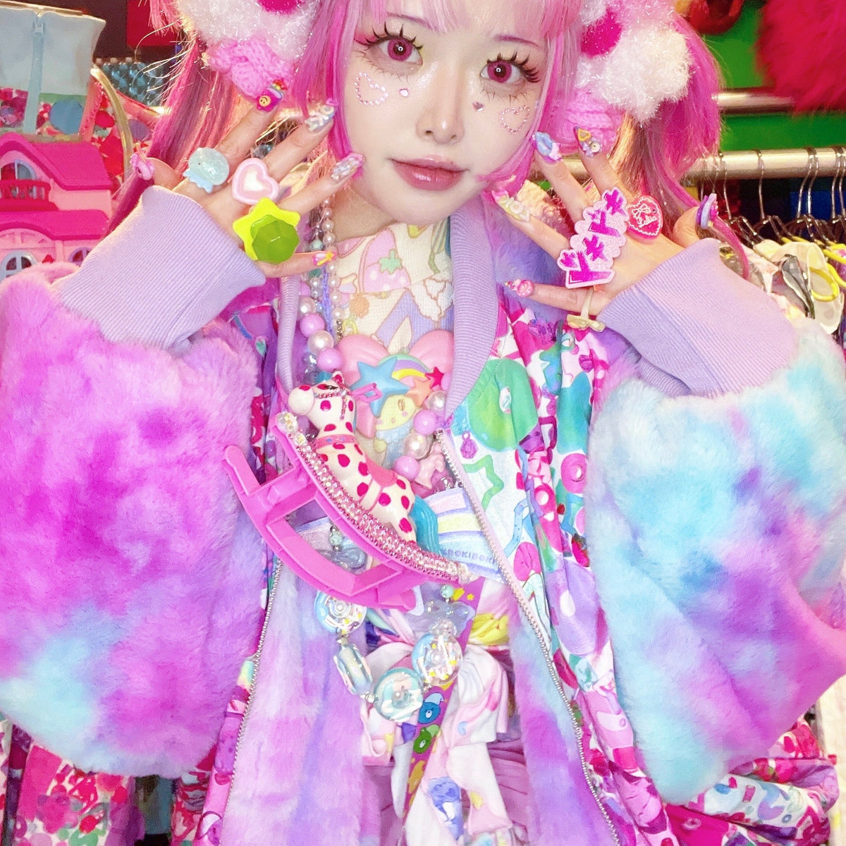 NEW! 6%DOKIDOKI - Reversible Boa Jacket / KAWAIITOPIA TOPIAPINK