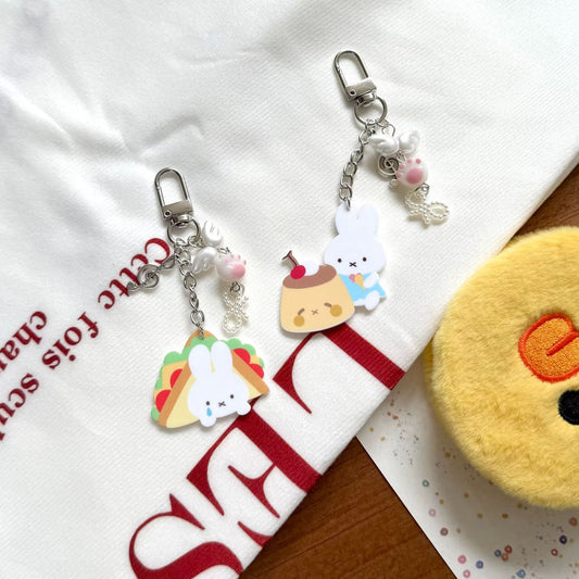 PRE-ORDER! Keychain - Cutiepie Series - Miffy Snack Time