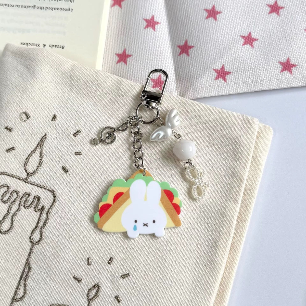 PRE-ORDER! Keychain - Cutiepie Series - Miffy Snack Time