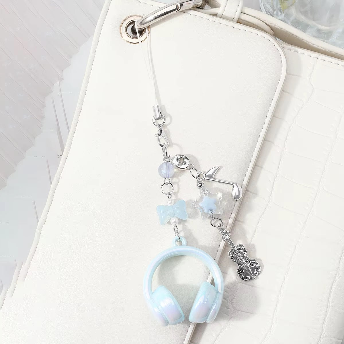 PRE-ORDER! Keychain - Sky City Melody Headphone