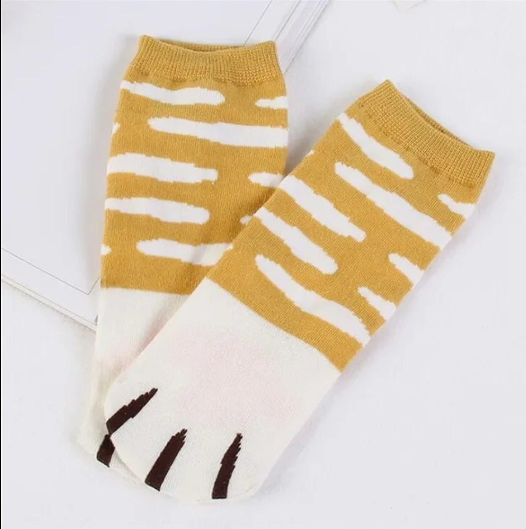 Cat Paw Socks – Cute Feline Toe Bean Socks | Cozy & Kawaii Footwear
