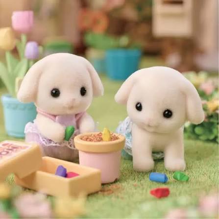 NEW! Calico Critters - Flora Rabbit Twins
